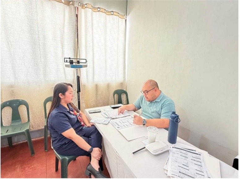 PHCS Alumni Gives Back Through Free Medical Consultations